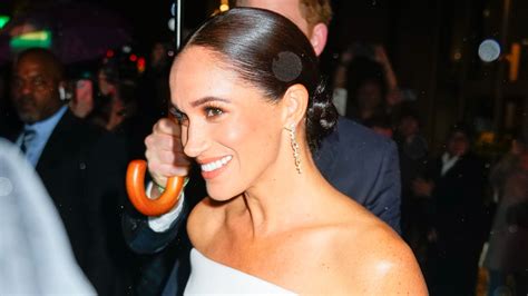 megan markle nudes|Meghan Markle surprises in shoulder